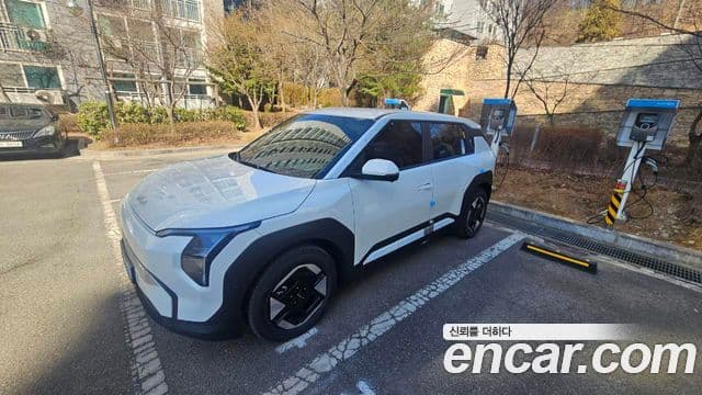 Kia EV3 Air, 2027 1