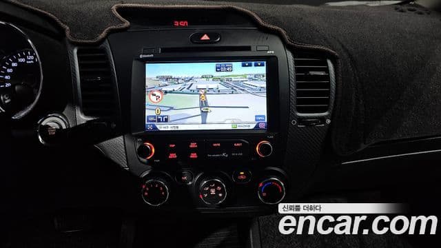 Kia The / новый New K3 Style, 2018 15