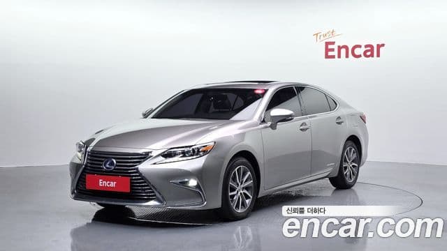Lexus New ES300h XV60, 2017 1