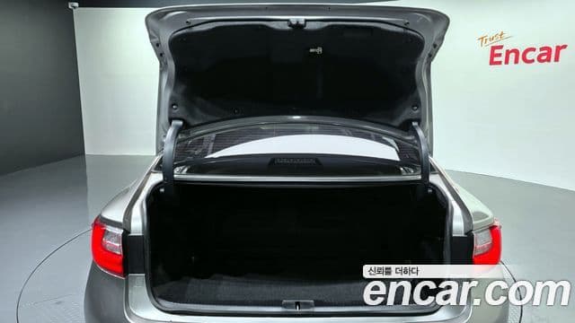 Lexus New ES300h XV60, 2017 20