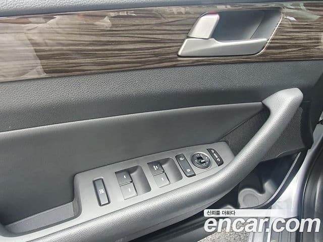 Hyundai LF Sonata 2.0 Smart, 2015 13