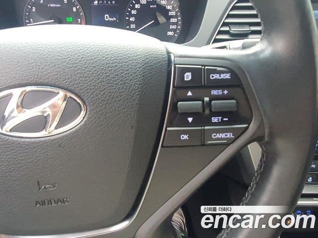 Hyundai LF Sonata 2.0 Smart, 2015 17