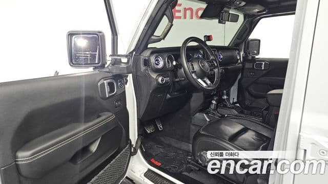 Jeep Wrangler (JL) 2.0 Overland Power top 4도어, 2021 10