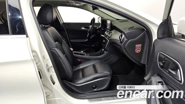 Mercedes-Benz GLA-класс X156 GLA200 CDI, 2015 10