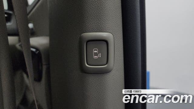 Kia All New Carnival Prestige, 2015 17