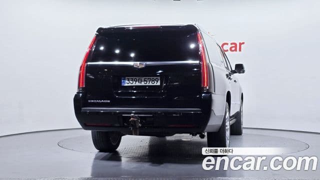 Cadillac Escalade 4세대, 2017 4