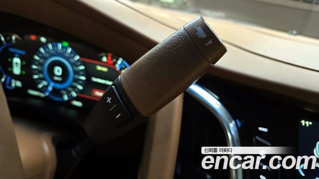 Cadillac Escalade 4세대, 2017 9