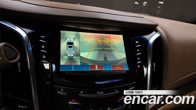 Cadillac Escalade 4세대, 2017 16