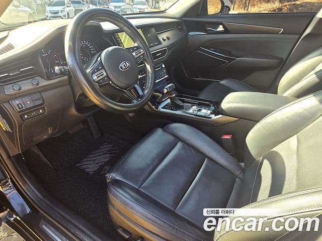 Kia K7 Premier 3.0 LPI Trendy(арендный автомобиль), 2020 15