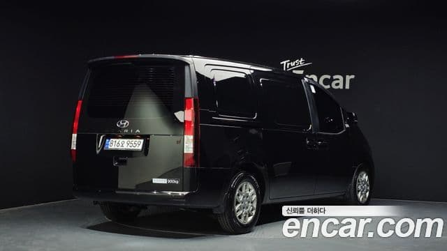 Hyundai Staria Modern, 2023 2