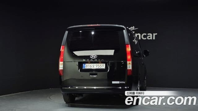 Hyundai Staria Modern, 2023 4