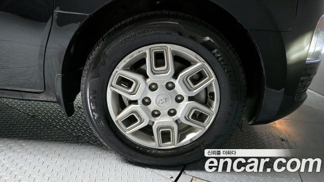 Hyundai Staria Modern, 2023 все фото