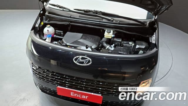 Hyundai Staria Modern, 2023 6