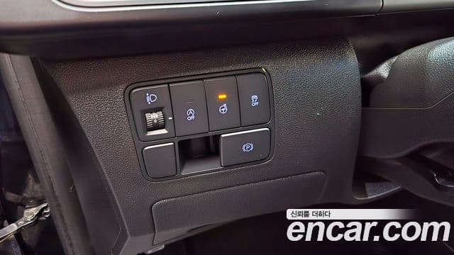 Hyundai Staria Modern, 2023 15