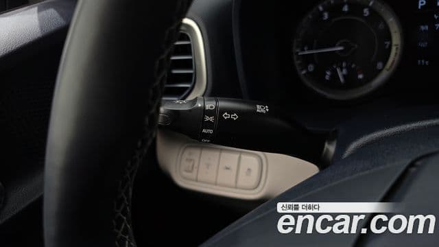 Hyundai Venue Modern, 2020 16