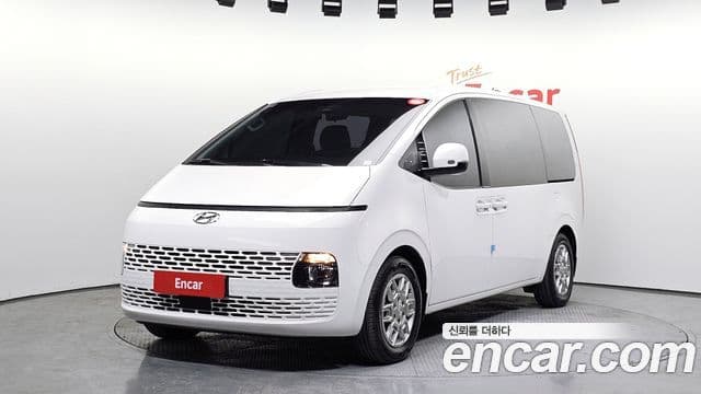 Hyundai Staria Modern, 2024 1