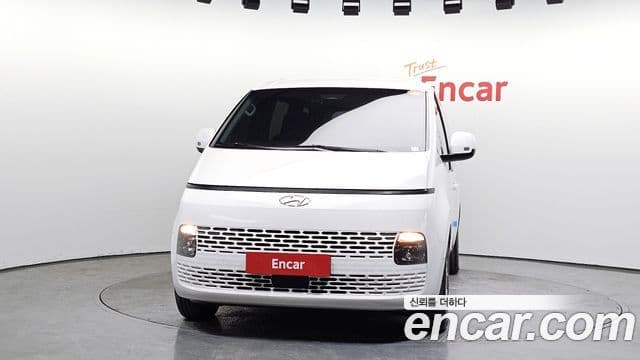 Hyundai Staria Modern, 2024 3