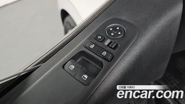 Hyundai Staria Modern, 2024 13