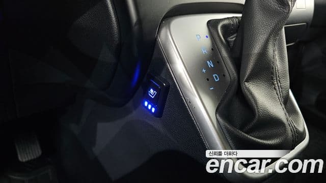 Hyundai Staria Modern, 2024 19