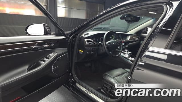 Genesis EQ900 Luxury, 2018 10