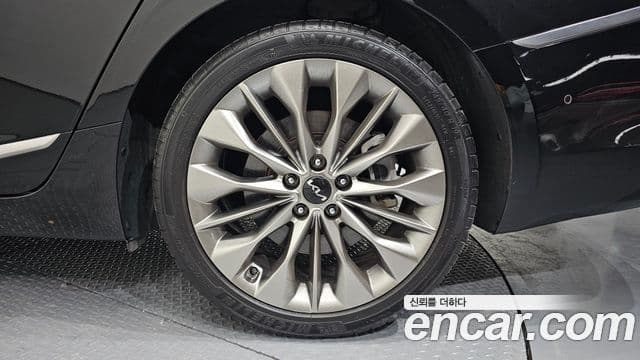 Kia K8 Platinum, 2022 все фото