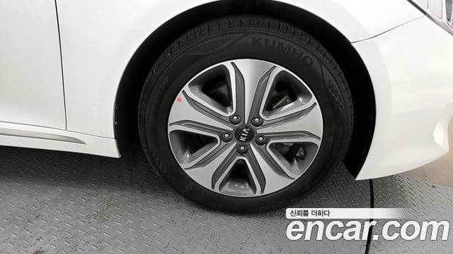 Kia K5 гибрид 2세대 Noblesse, 2018 все фото