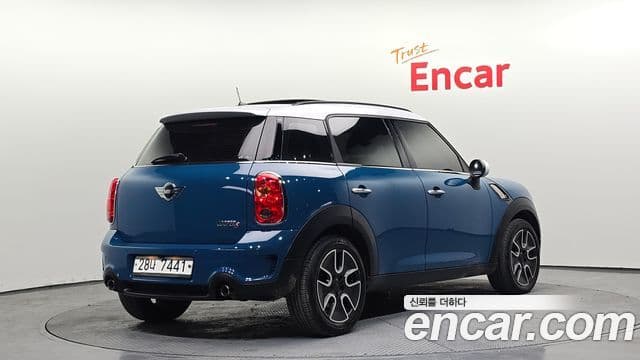 Mini Cooper S Countryman 1세대, 2011 2