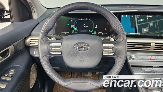 Hyundai NEXO Premium, 2019 13
