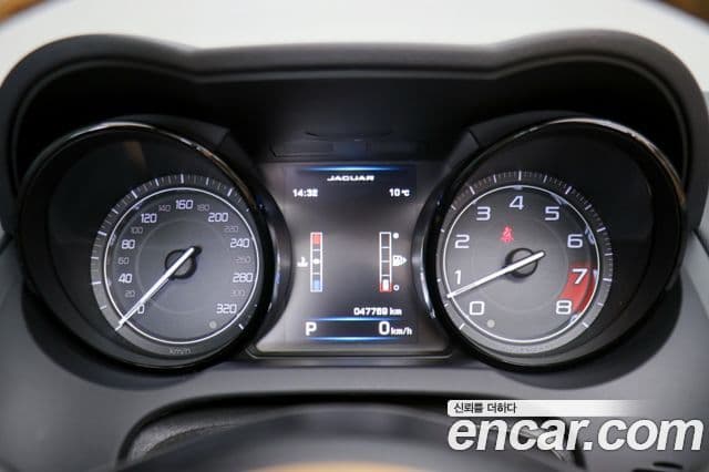 Jaguar F-TYPE X152, 2015 12