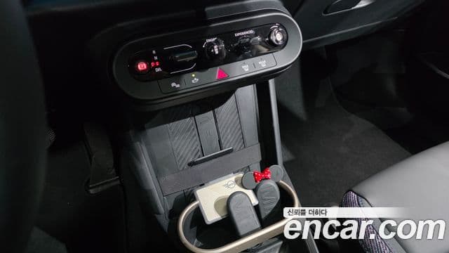 Mini Cooper C 4세대 Classic, 2025 9