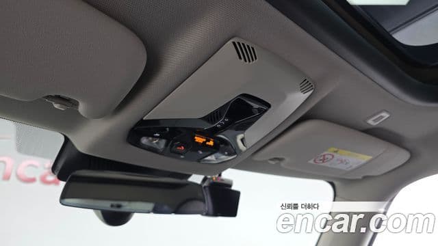 Mini Cooper C 4세대 Classic, 2025 18