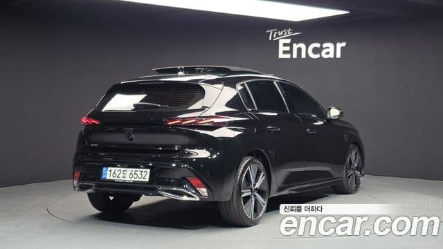 Peugeot 308 3세대 1.5 BlueHDi GT, 2022 2