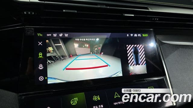 Peugeot 308 3세대 1.5 BlueHDi GT, 2022 15