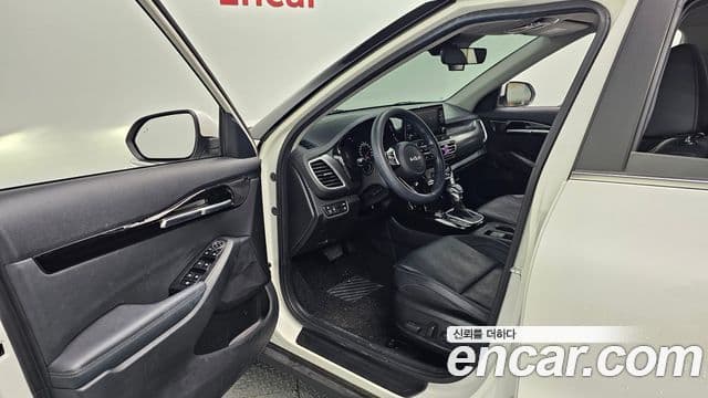 Kia Seltos Signature, 2023 11