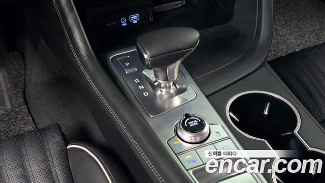 Genesis G70 Elite, 2020 9