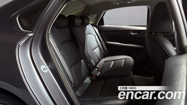 Kia The / новый New K3 2세대 Prestige, 2023 12