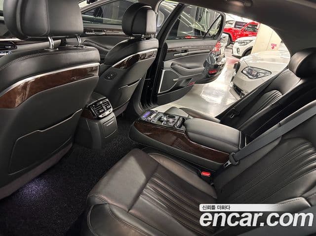 Genesis EQ900 Luxury, 2016 13