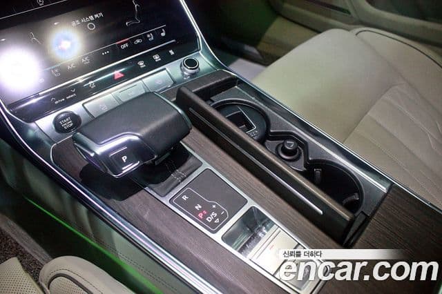 Audi A7 (4K) Premium, 2023 9