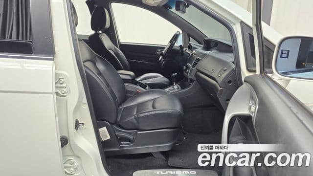 KG모빌리티(SsangYong) Korando 투리스모 high крыша, roof, 2017 11