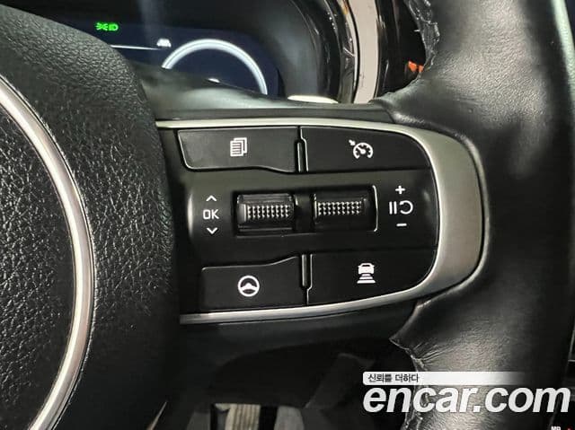 Kia K5 гибрид 3세대 Noblesse, 2023 9