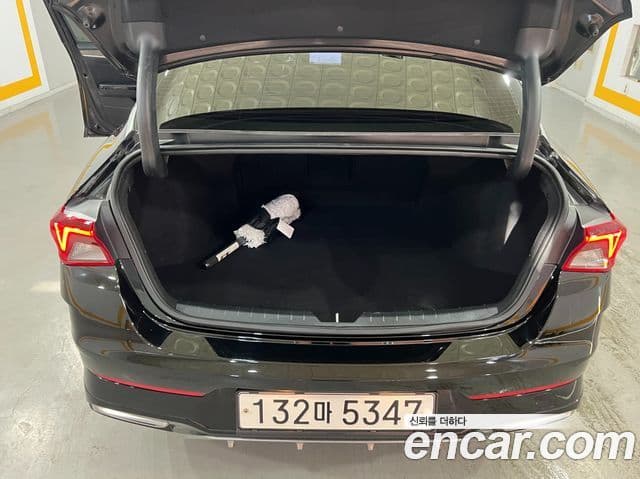 Kia K5 гибрид 3세대 Noblesse, 2023 20