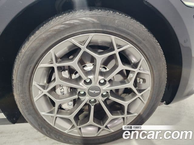 Genesis G80 (RG3) бензин 2.5 турбо AWD, 2024 20