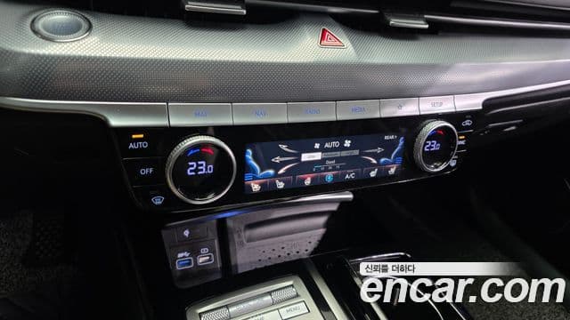 Genesis G80 (RG3) бензин 2.5 турбо 2WD, 2021 17