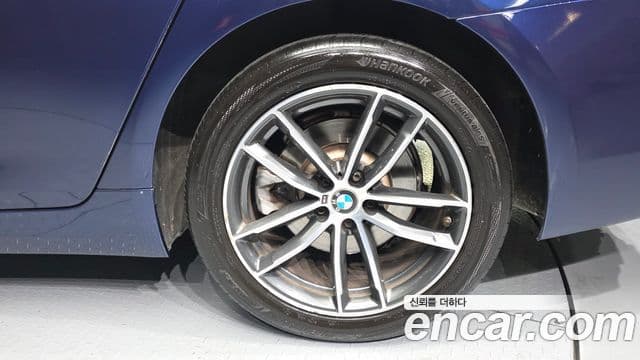 BMW 5시리즈 (G30) 520d Luxury Special Edition, 2018 все фото