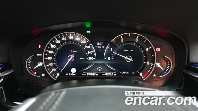 BMW 5시리즈 (G30) 520d Luxury Special Edition, 2018 8