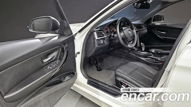 BMW 3시리즈 (F30), 2017 10