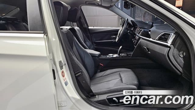 BMW 3시리즈 (F30), 2017 11