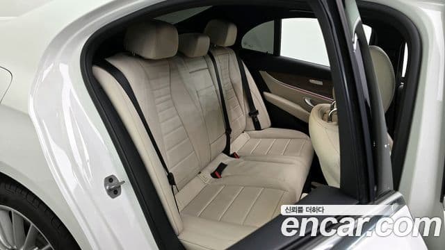 Mercedes-Benz E-класс W213 Exclusive, 2023 12