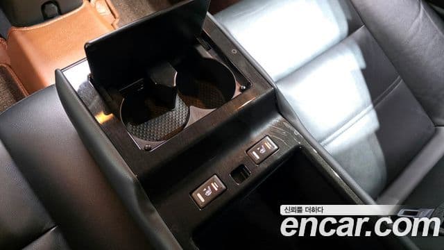 Renault Korea(Samsung) SM7 Nova LPLI 2.0 LPe для людей с инвалидностью, 2018 19