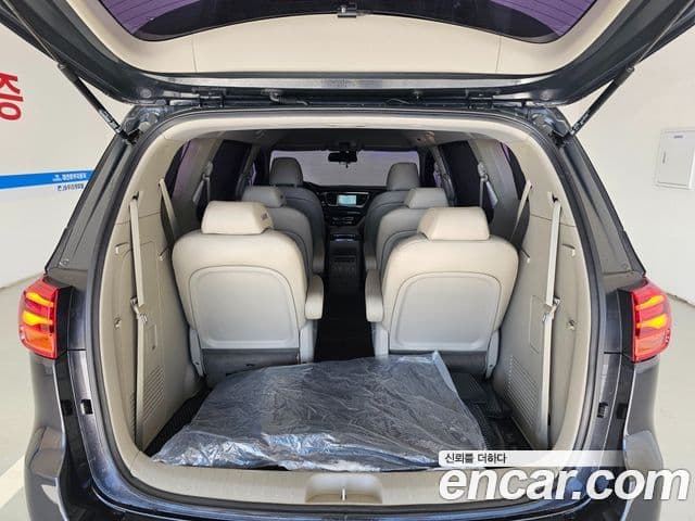 Kia The / новый New Carnival Prestige, 2020 16